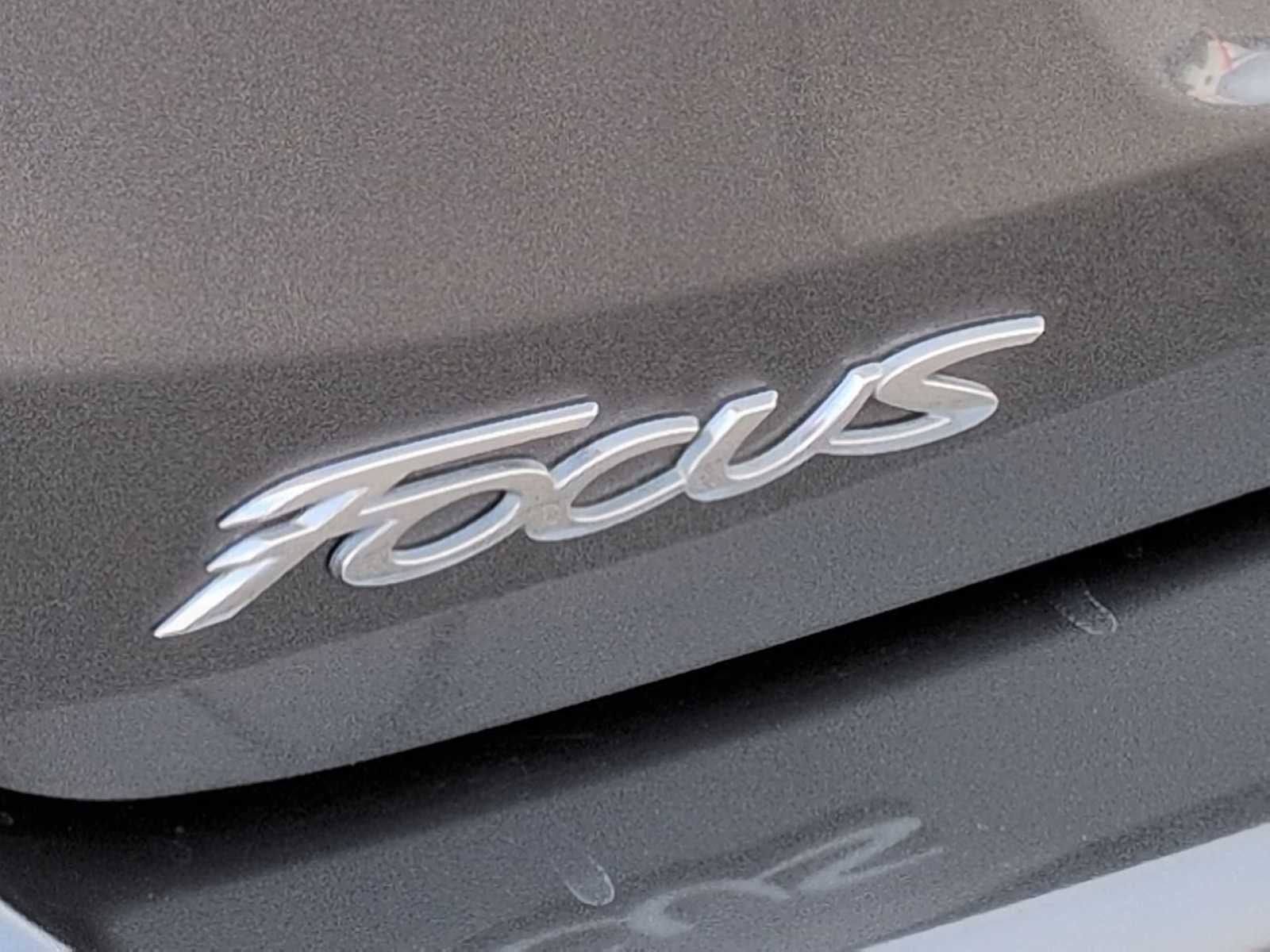 Ford Focus S 2018