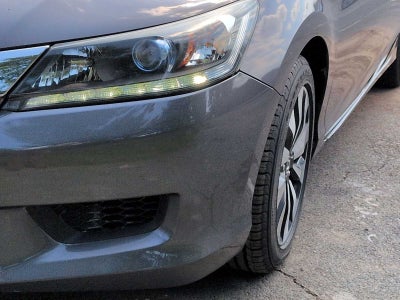 Honda Accord Hybrid de 4 puertas, berlina, 2015
