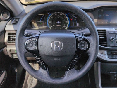 Honda Accord Hybrid de 4 puertas, berlina, 2015