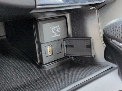 Honda Accord Hybrid de 4 puertas, berlina, 2015