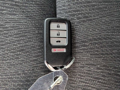 Honda Accord Hybrid de 4 puertas, berlina, 2015