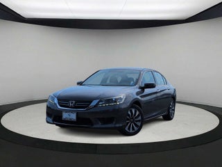 Honda Accord Hybrid de 4 puertas, berlina, 2015