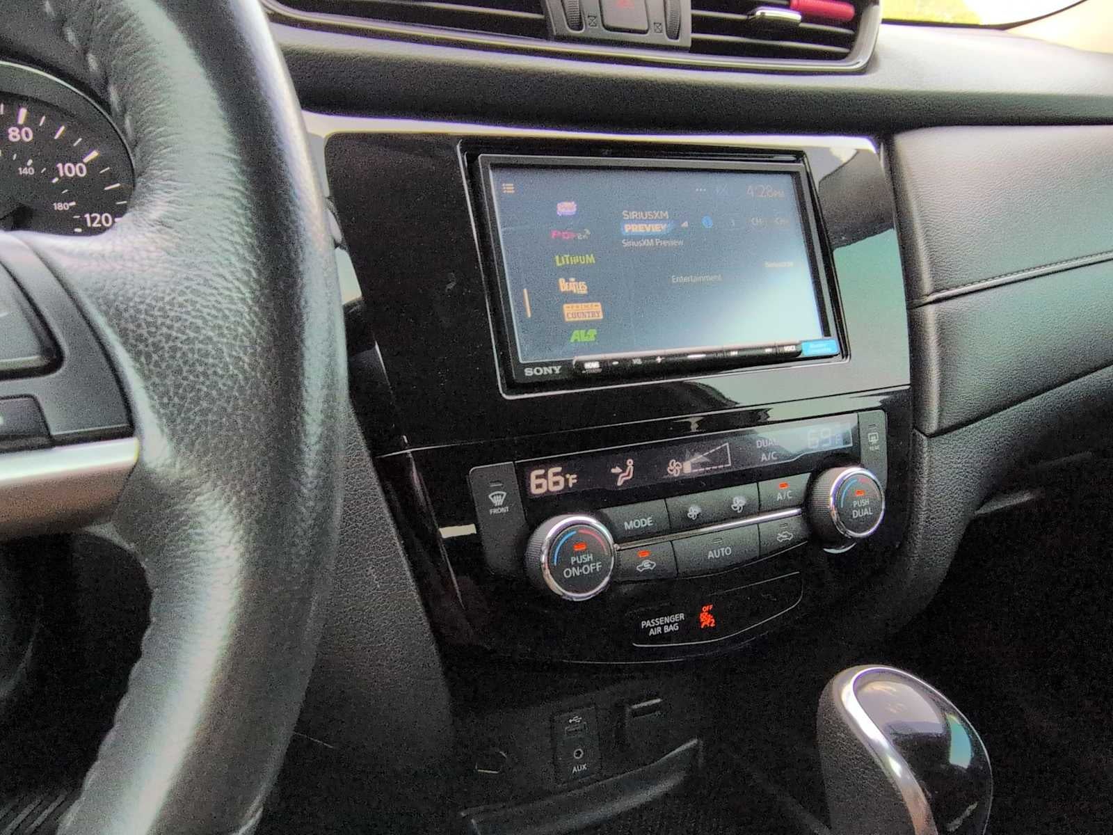 Nissan Rogue SV 2017