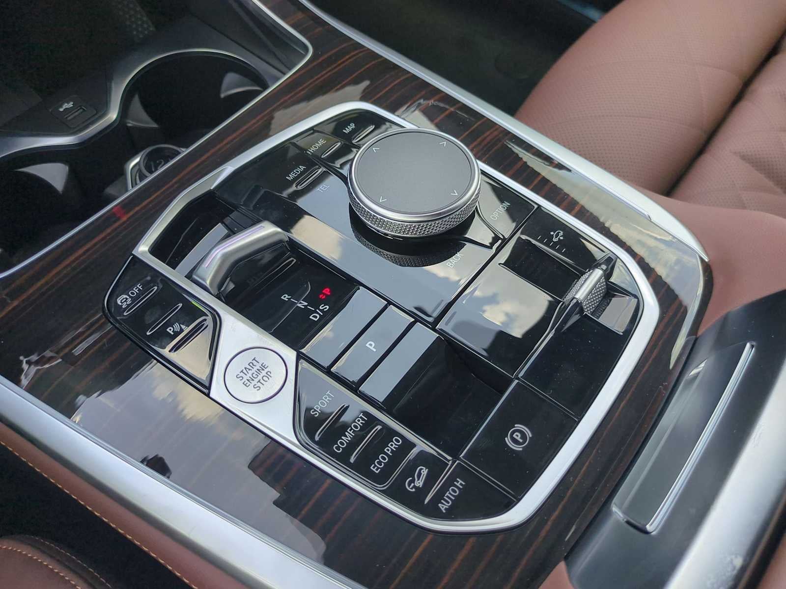 2026 BMW X7 xDrive40i xDrive40i