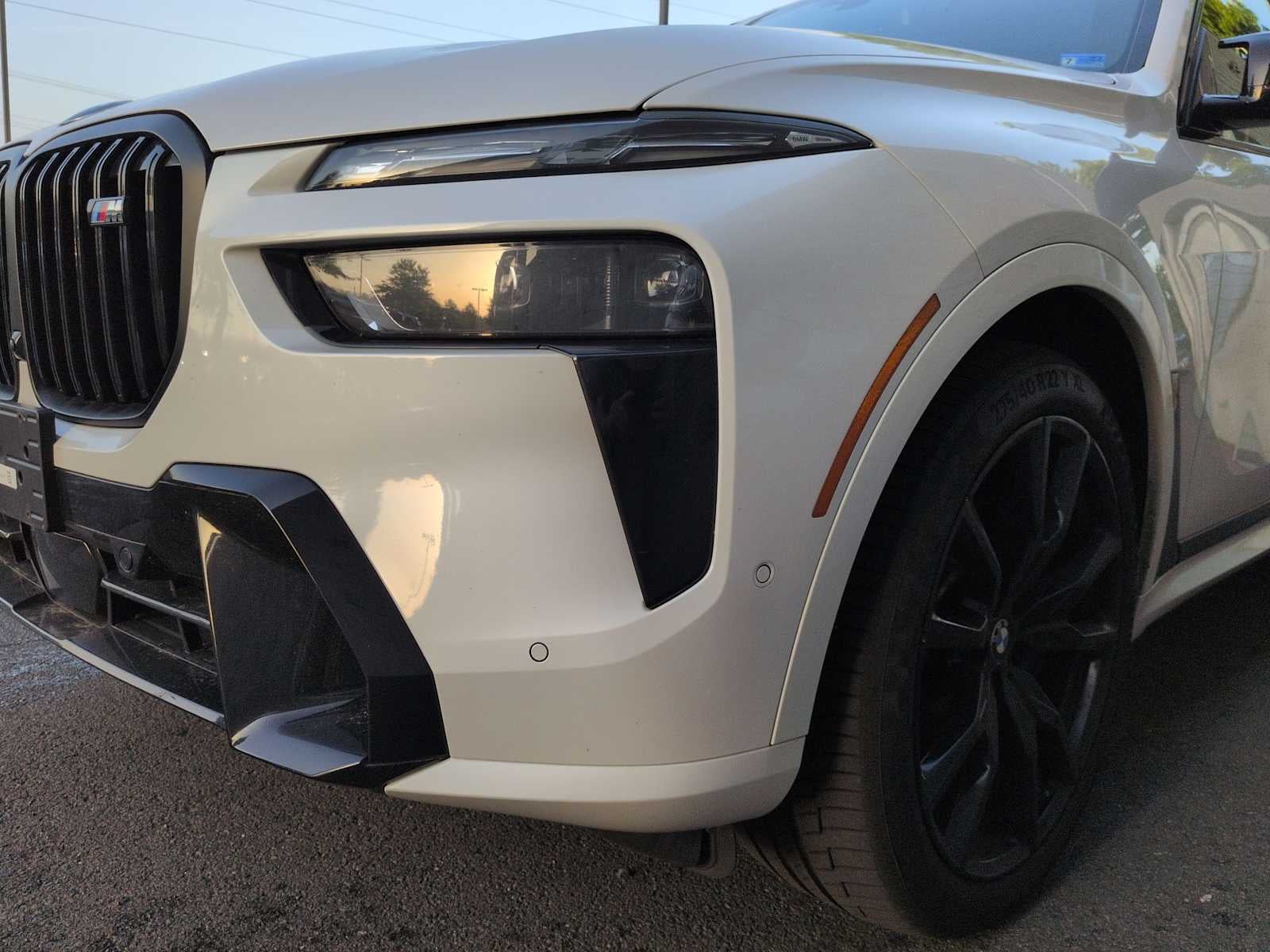 BMW X7 M60i 2024