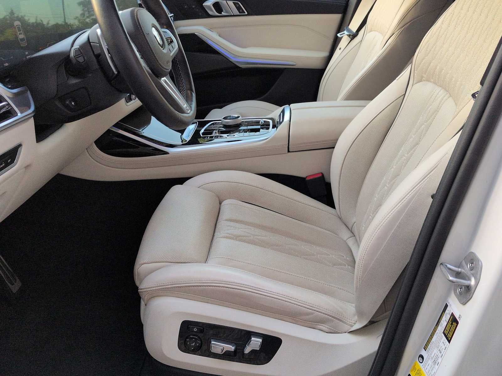 BMW X7 M60i 2024