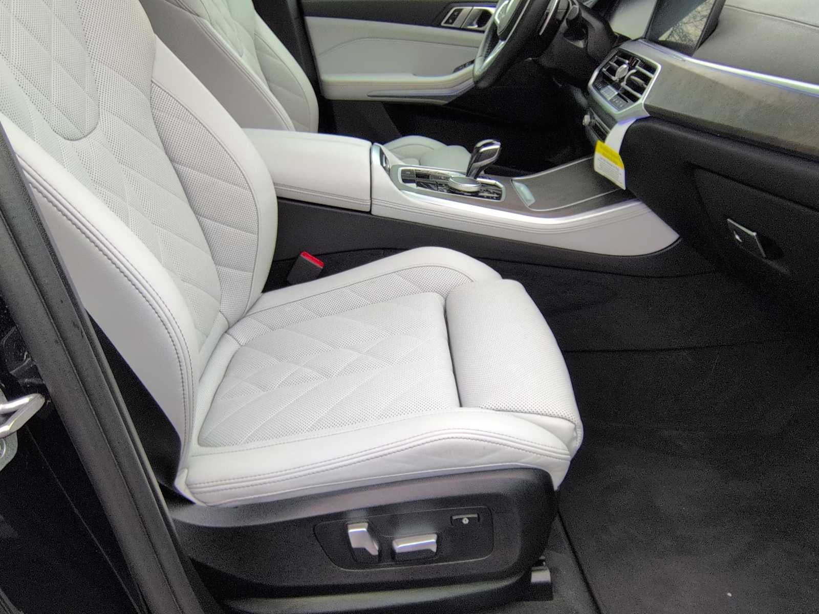 2023 BMW X5 xDrive40i xDrive40i