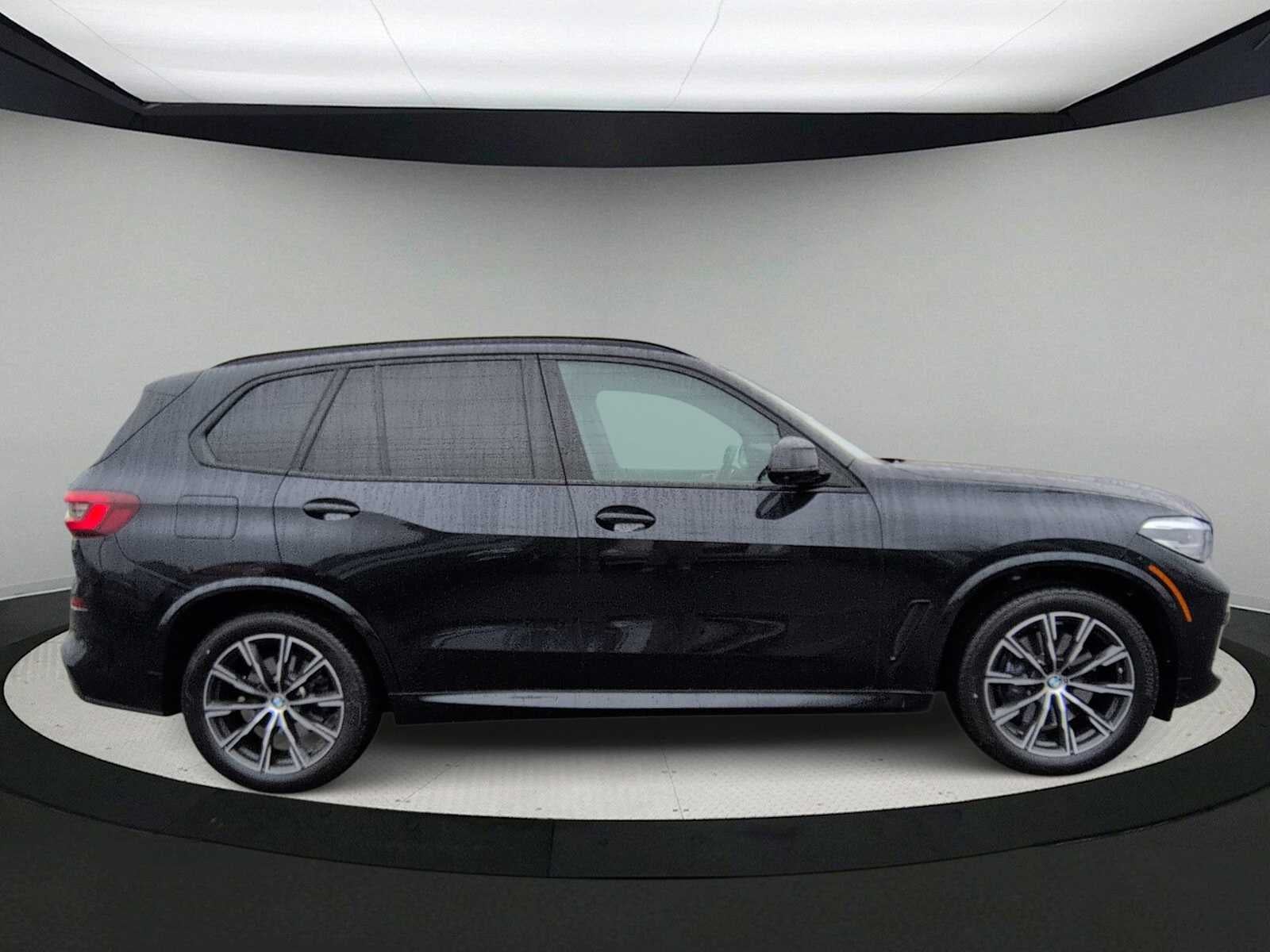 2023 BMW X5 xDrive40i xDrive40i