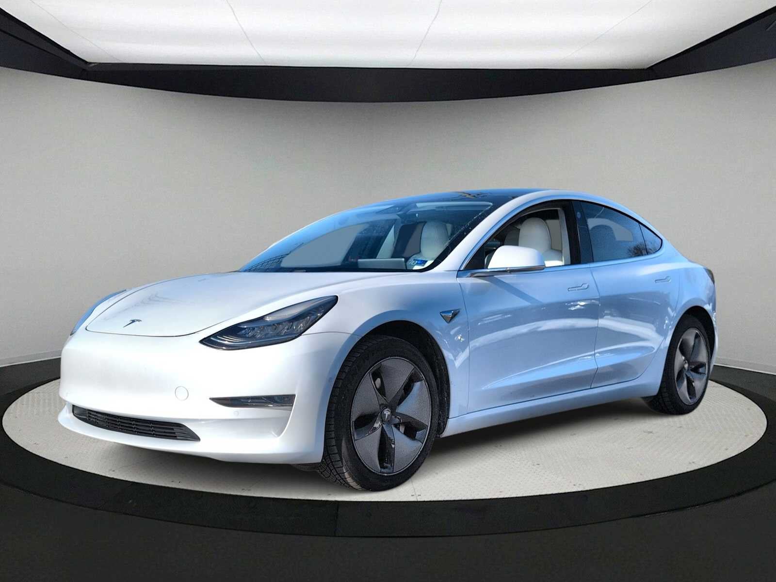 Tesla Model 3 Standard Range Plus 2019