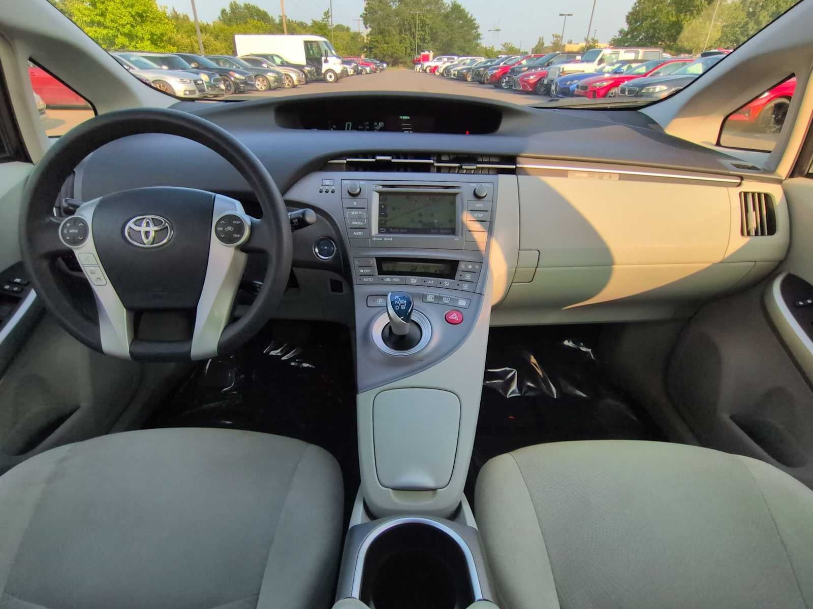Toyota Prius Three 2015