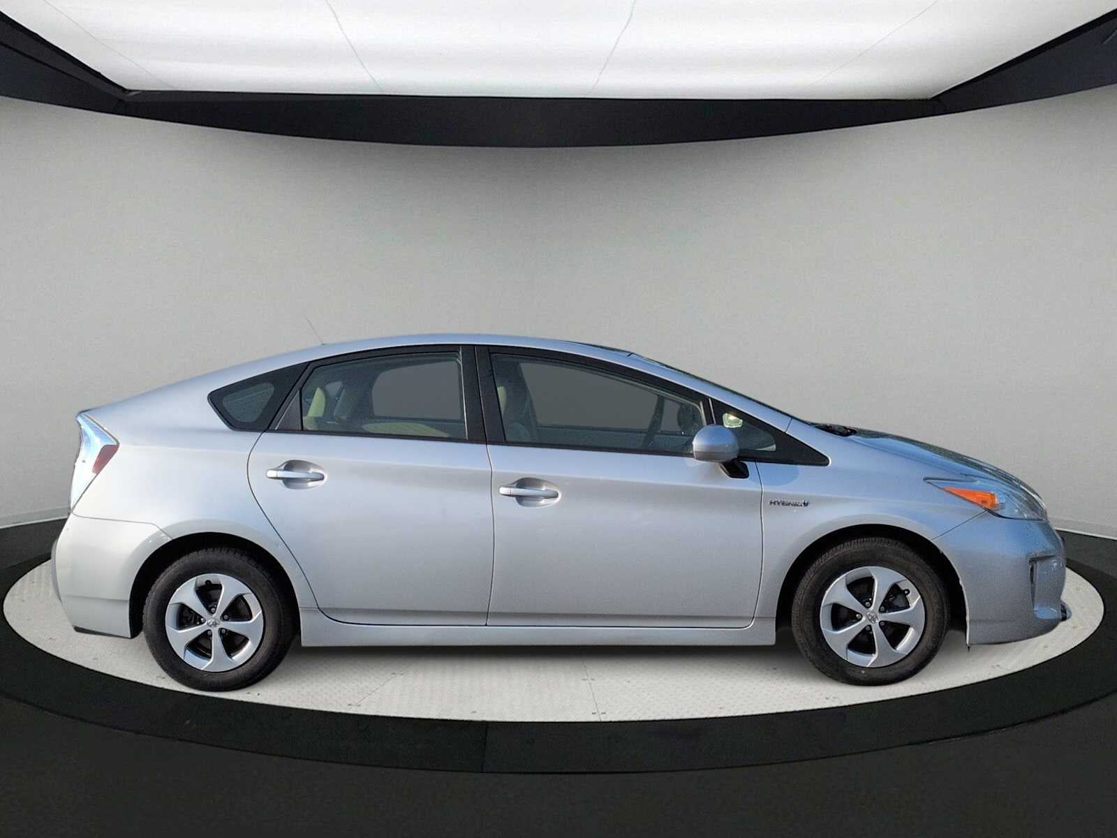 Toyota Prius Three 2015
