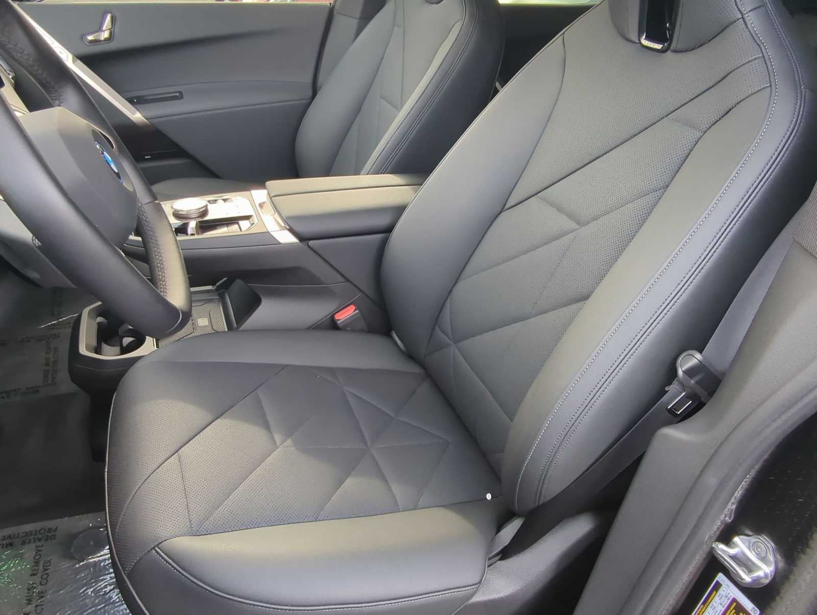 2025 BMW iX xDrive50