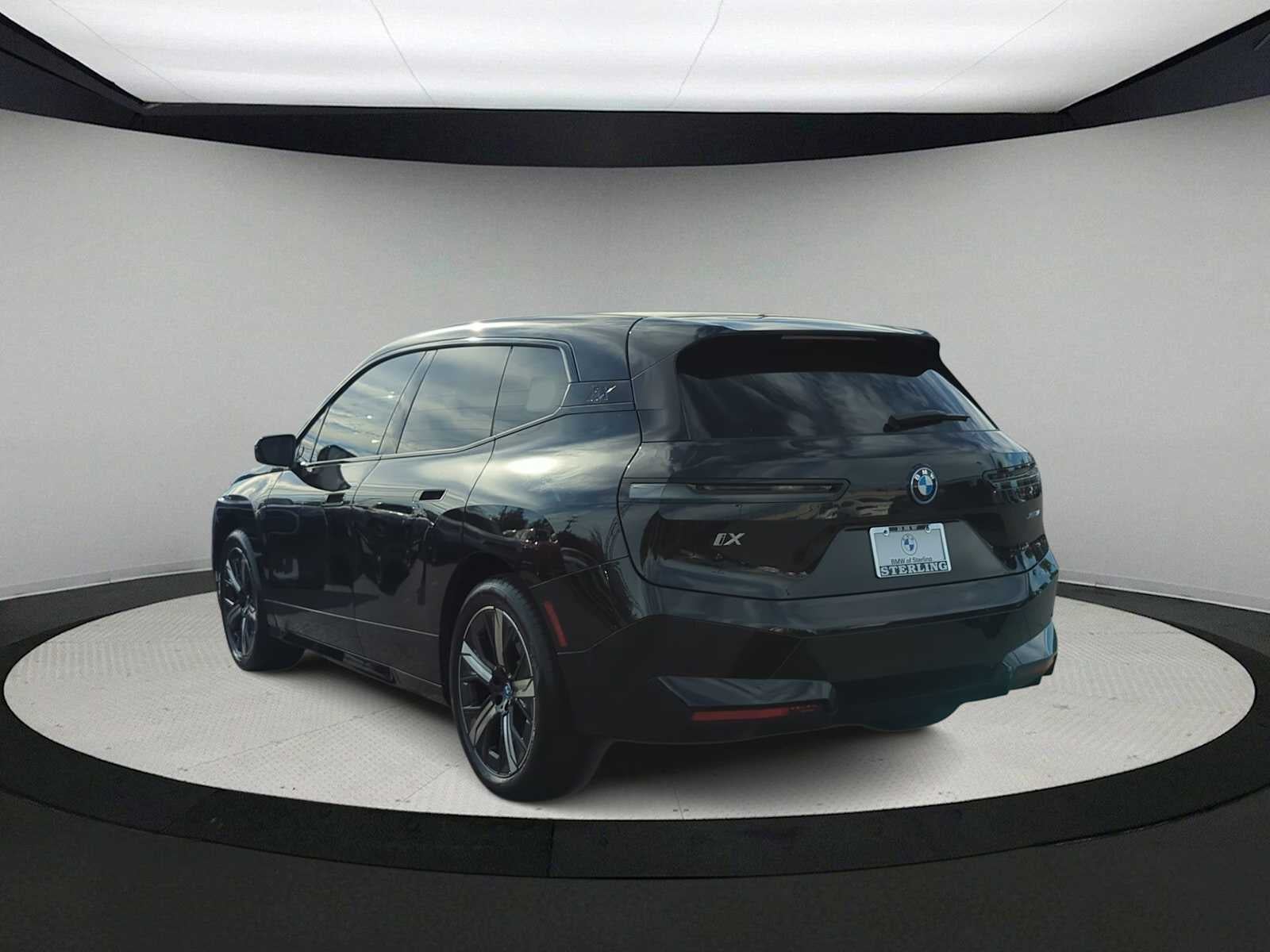 2025 BMW iX xDrive50