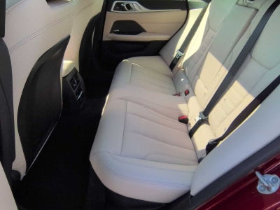 BMW M440i xDrive 2025