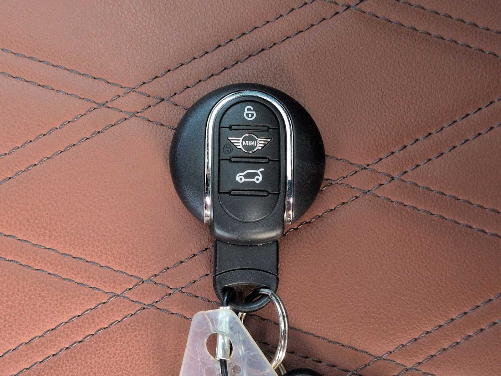 2024 MINI Techo Duro 2 Puertas Cooper S