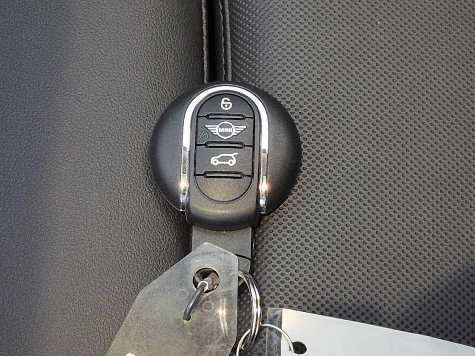2024 MINI Techo Duro 2 Puertas Cooper S