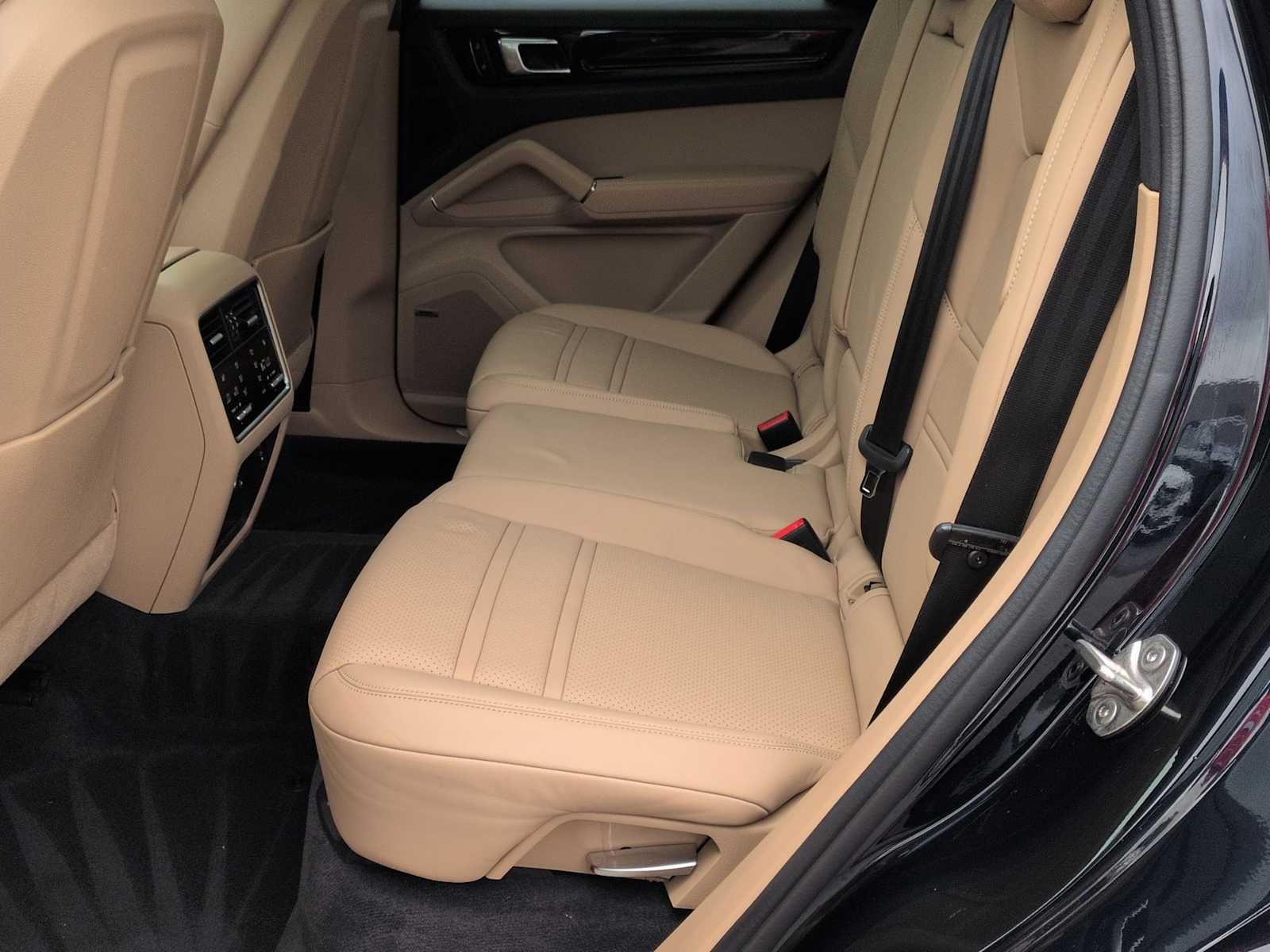 Porsche Cayenne E-Hybrid 2021