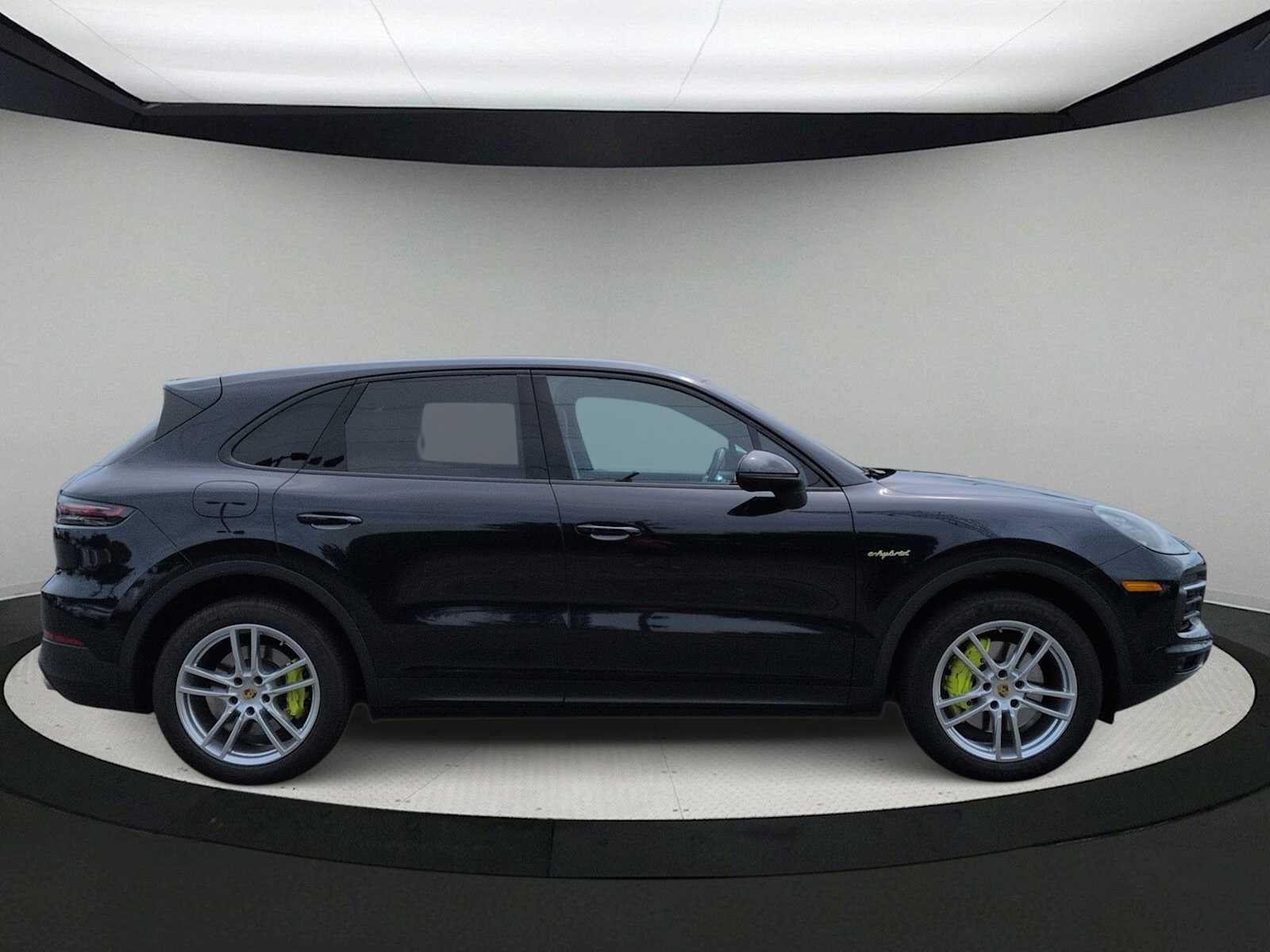 Porsche Cayenne E-Hybrid 2021