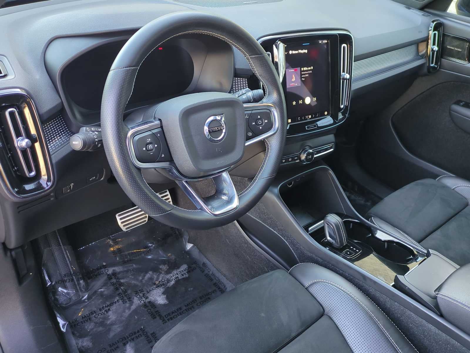 Volvo XC40 Recharge P8 eAWD Pure Electric 2021