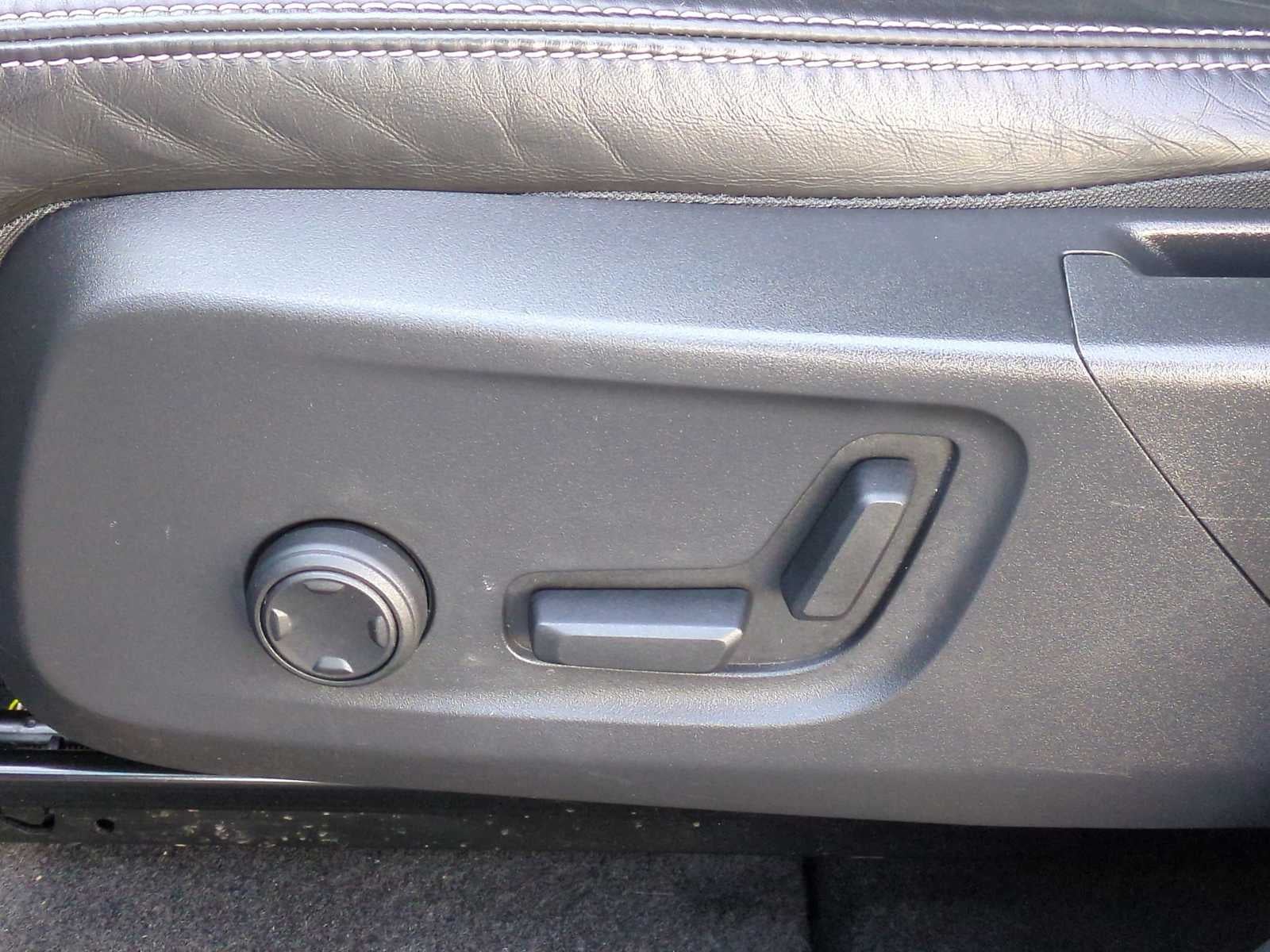 Volvo XC40 Recharge P8 eAWD Pure Electric 2021