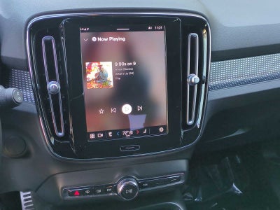 Volvo XC40 Recharge P8 eAWD Pure Electric 2021