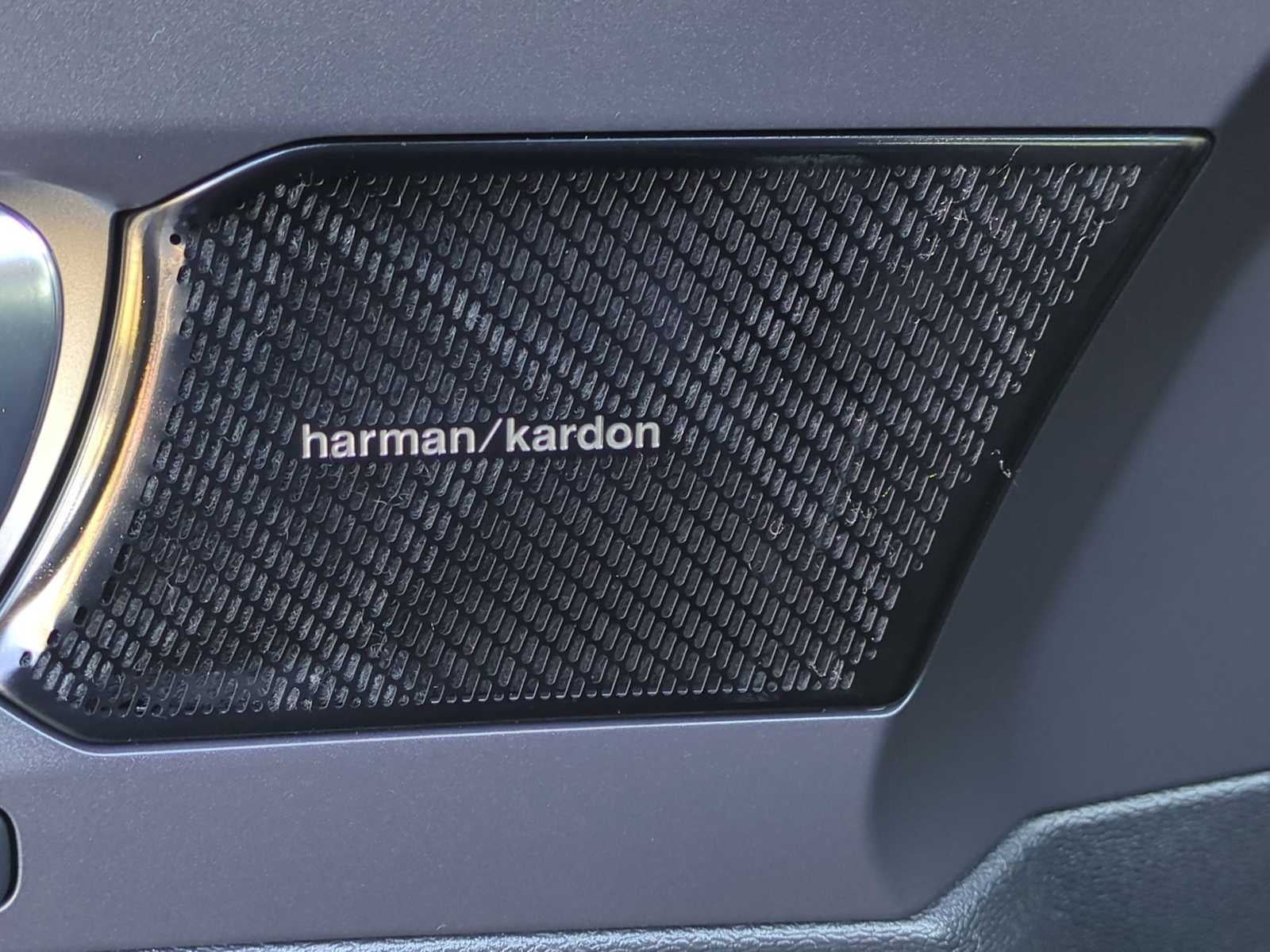 Volvo XC40 Recharge P8 eAWD Pure Electric 2021