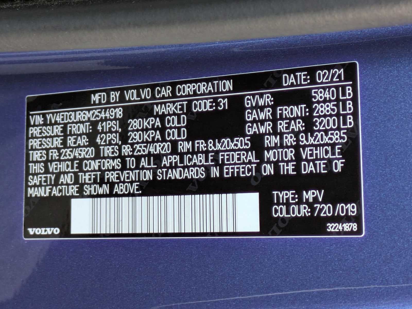 Volvo XC40 Recharge P8 eAWD Pure Electric 2021