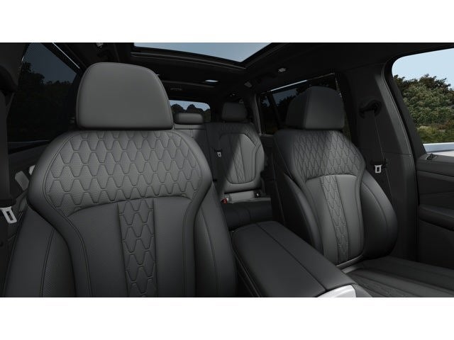 BMW X7 M60i 2027