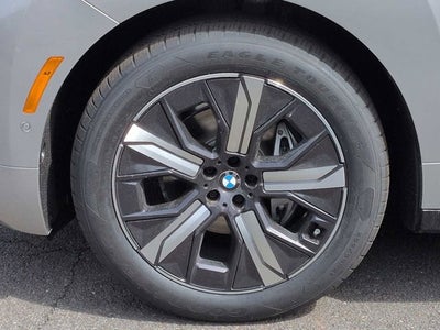 2026 BMW iX xDrive45