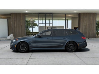 BMW M5 Touring 2027