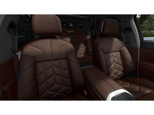 BMW i7 50 xDrive 2027