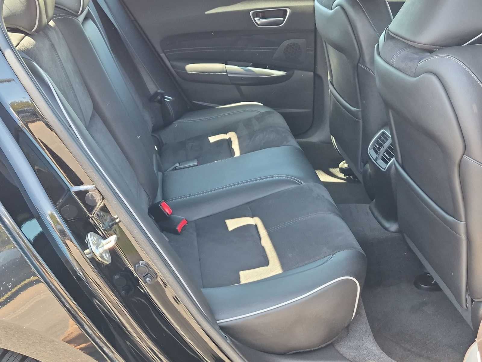 2019 Acura TLX w/A-Spec Pkg
