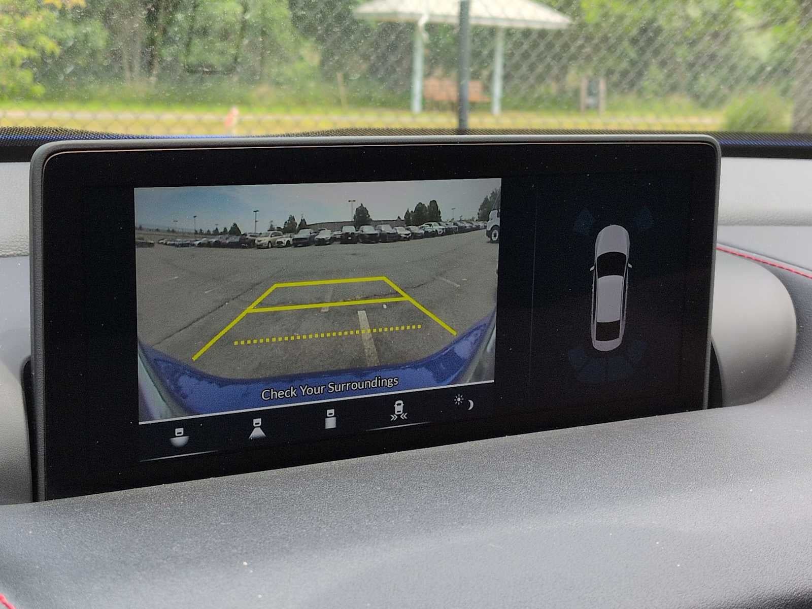 Acura TLX Type S 2023 con neumáticos de alto rendimiento