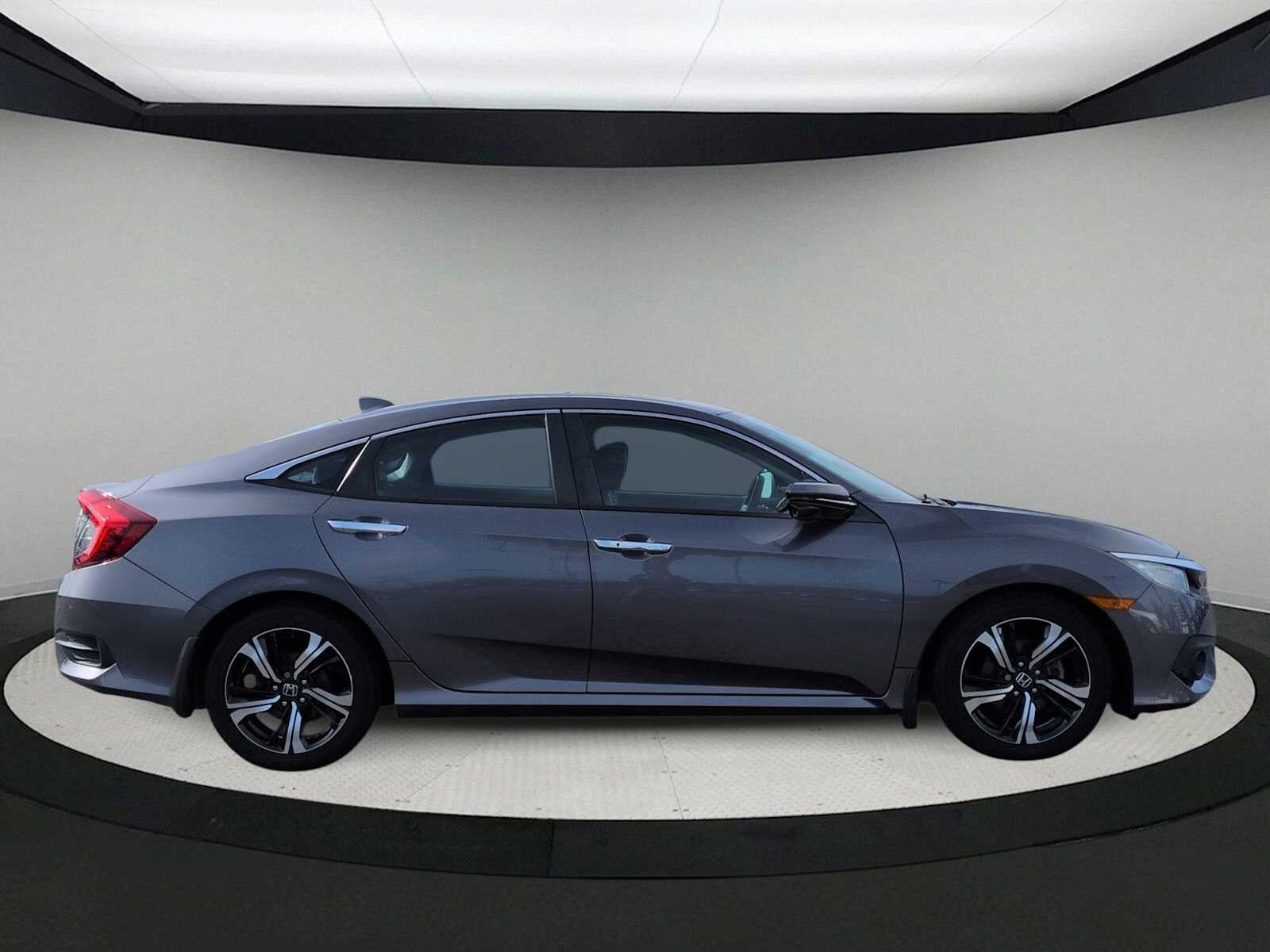 Honda Civic Sedán Touring 2017