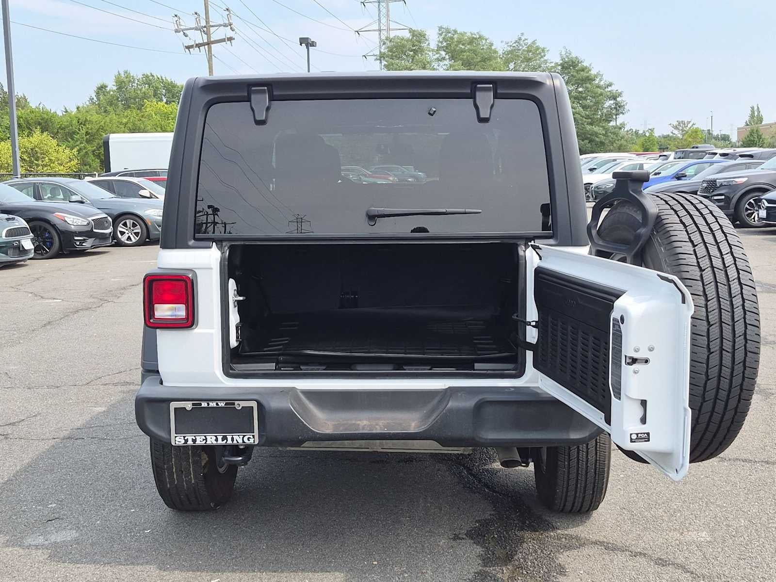 Jeep Wrangler Sport S 2023