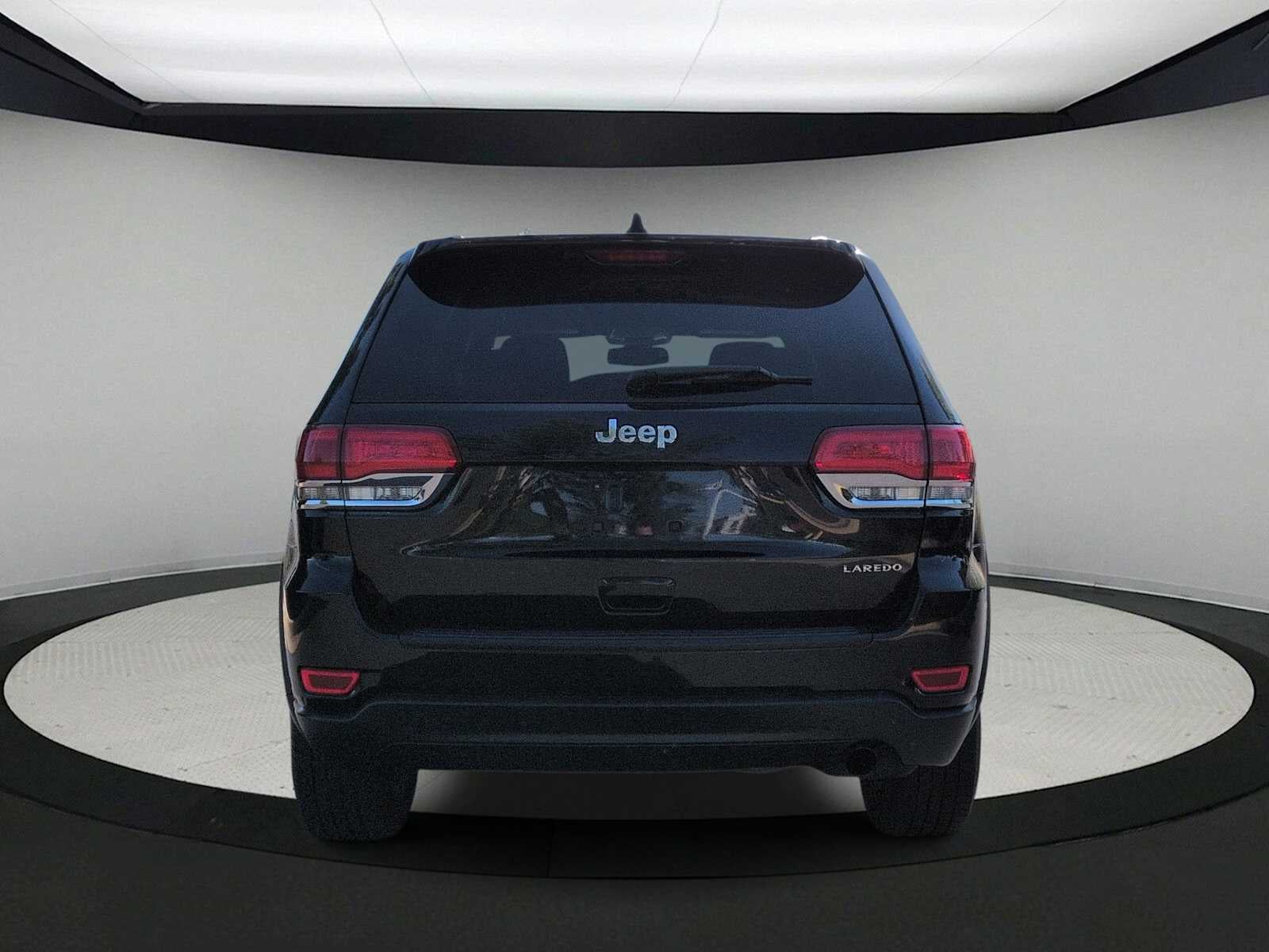 Jeep Grand Cherokee Laredo 2014