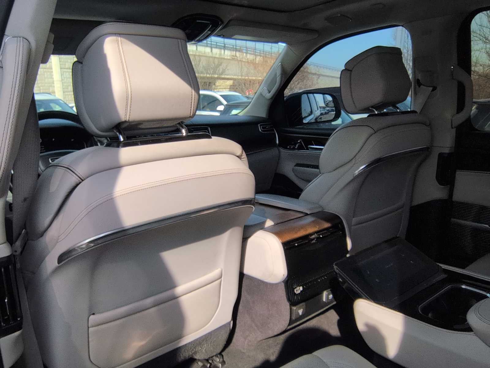 Jeep Grand Wagoneer Serie II 2023