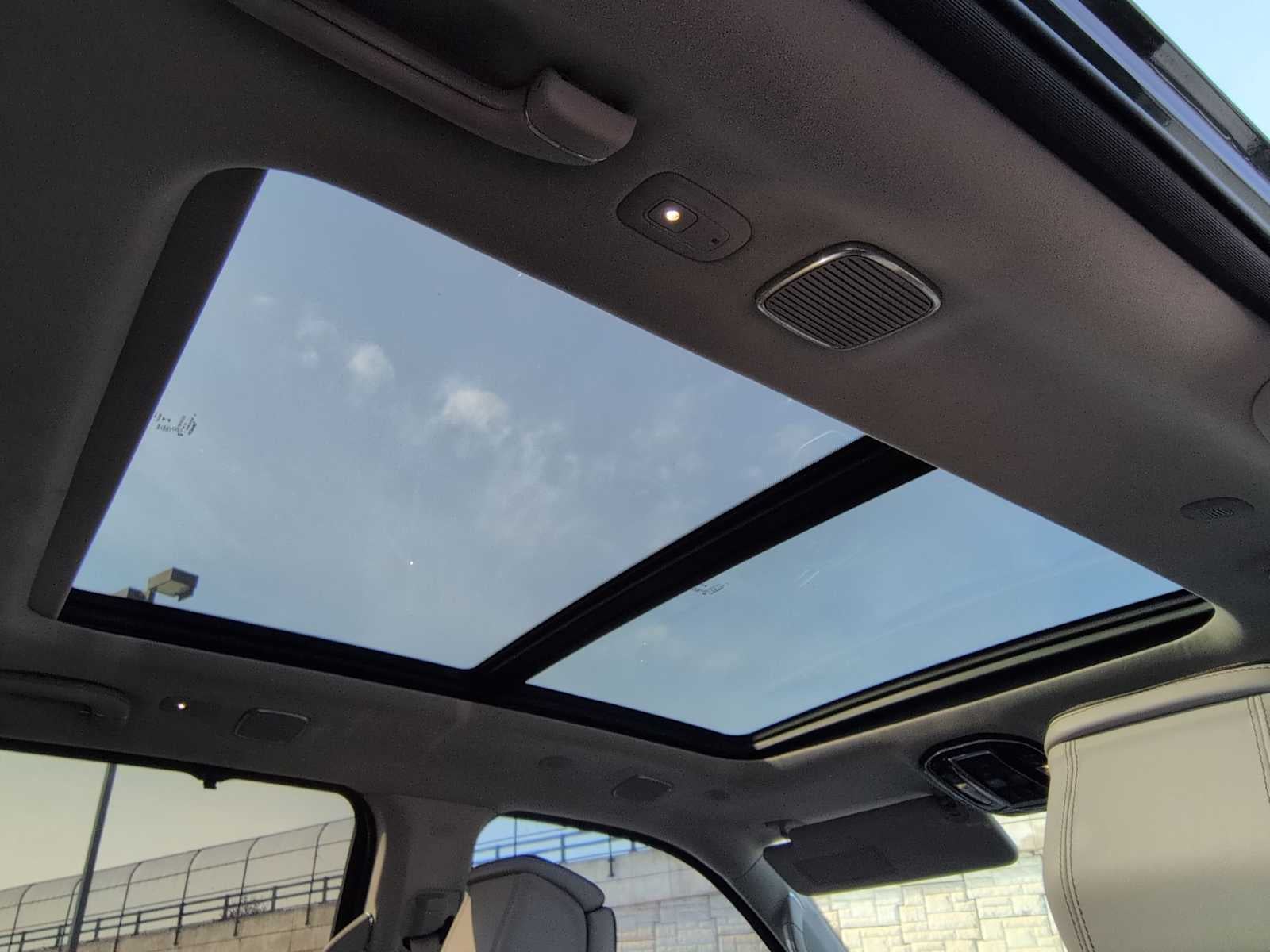 Jeep Grand Wagoneer Serie II 2023