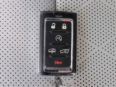 Jeep Grand Wagoneer Serie II 2023