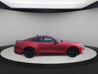 Ford Mustang EcoBoost 2021