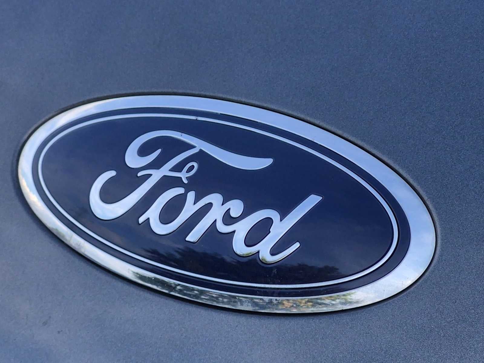 Ford Escape Titanium Hybrid 2020