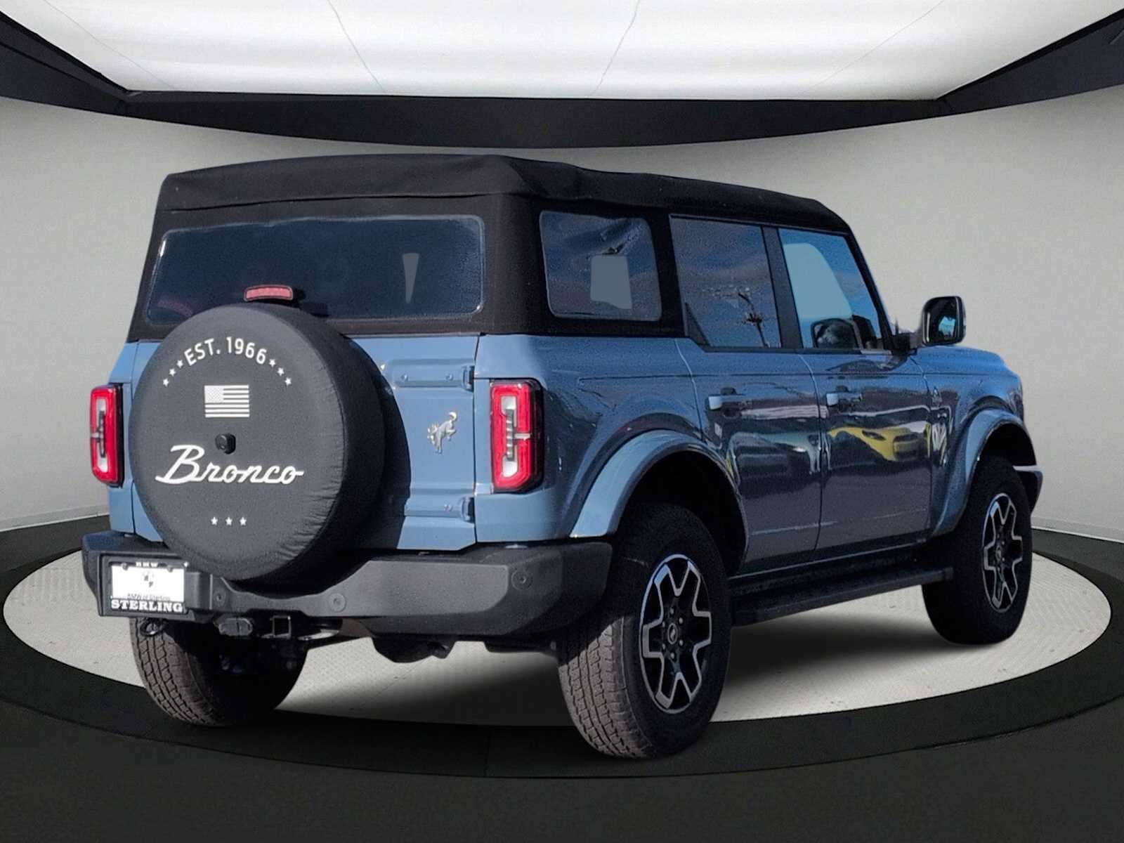 2024 Ford Bronco Outer Banks