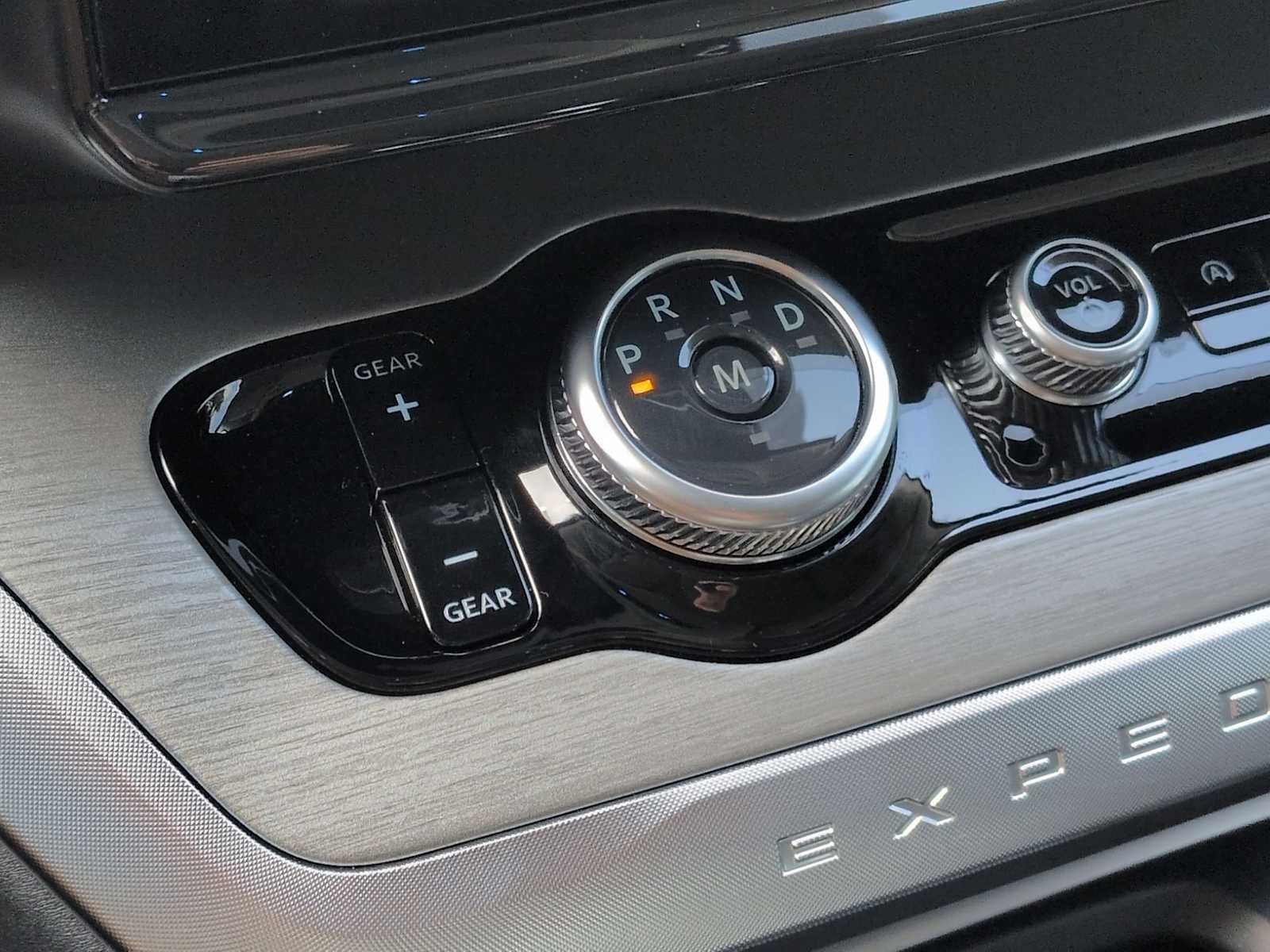 Ford Expedition Platinum 2025