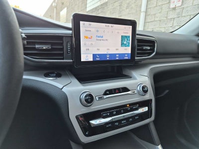 Ford Explorer XLT 2023