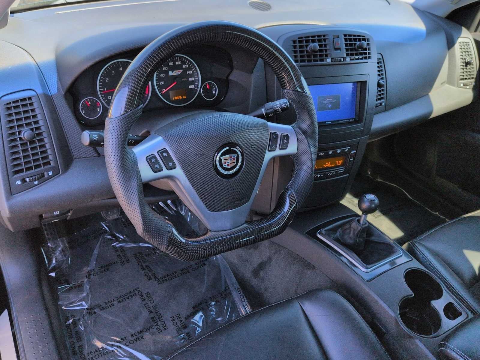 Cadillac Serie V 4 puertas sedán 2004