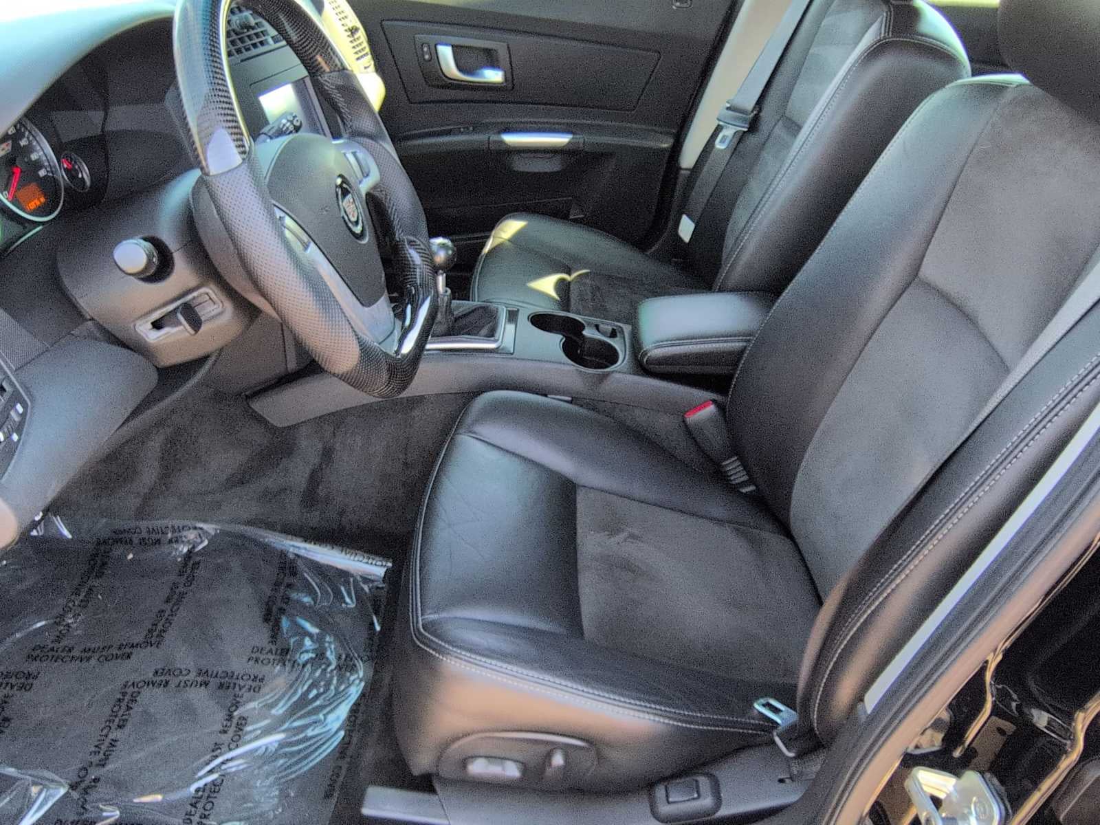 Cadillac Serie V 4 puertas sedán 2004