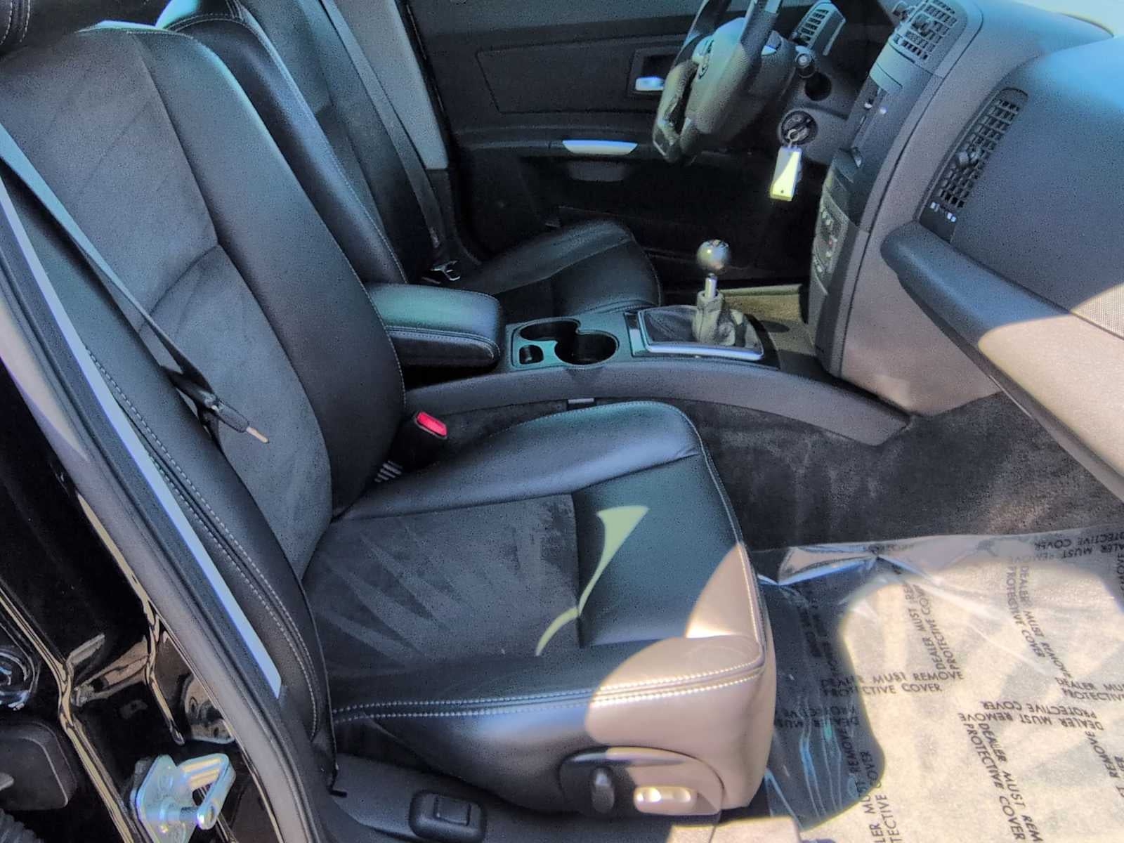 Cadillac Serie V 4 puertas sedán 2004