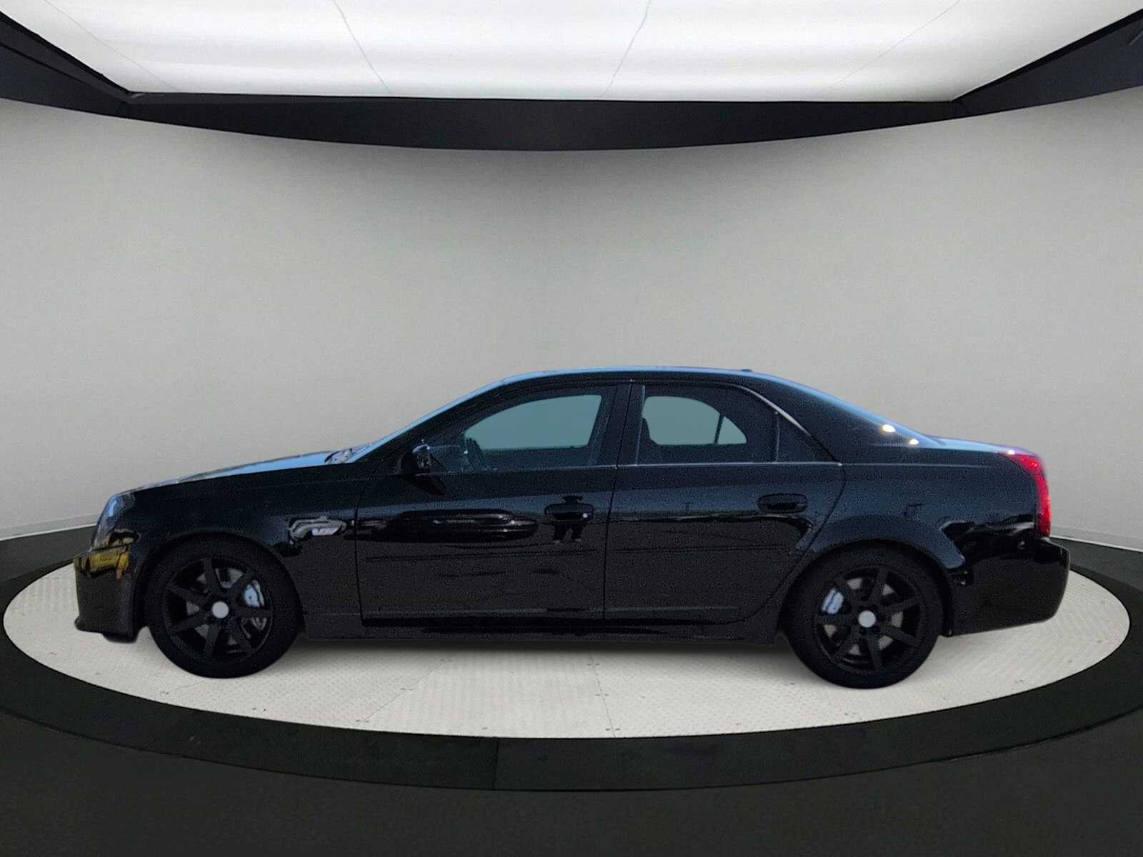 Cadillac Serie V 4 puertas sedán 2004