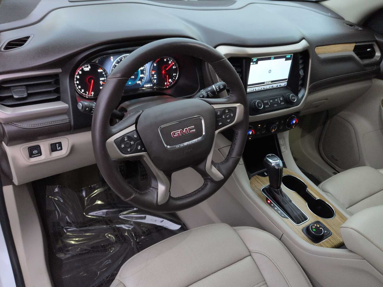 GMC Acadia Denali 2017