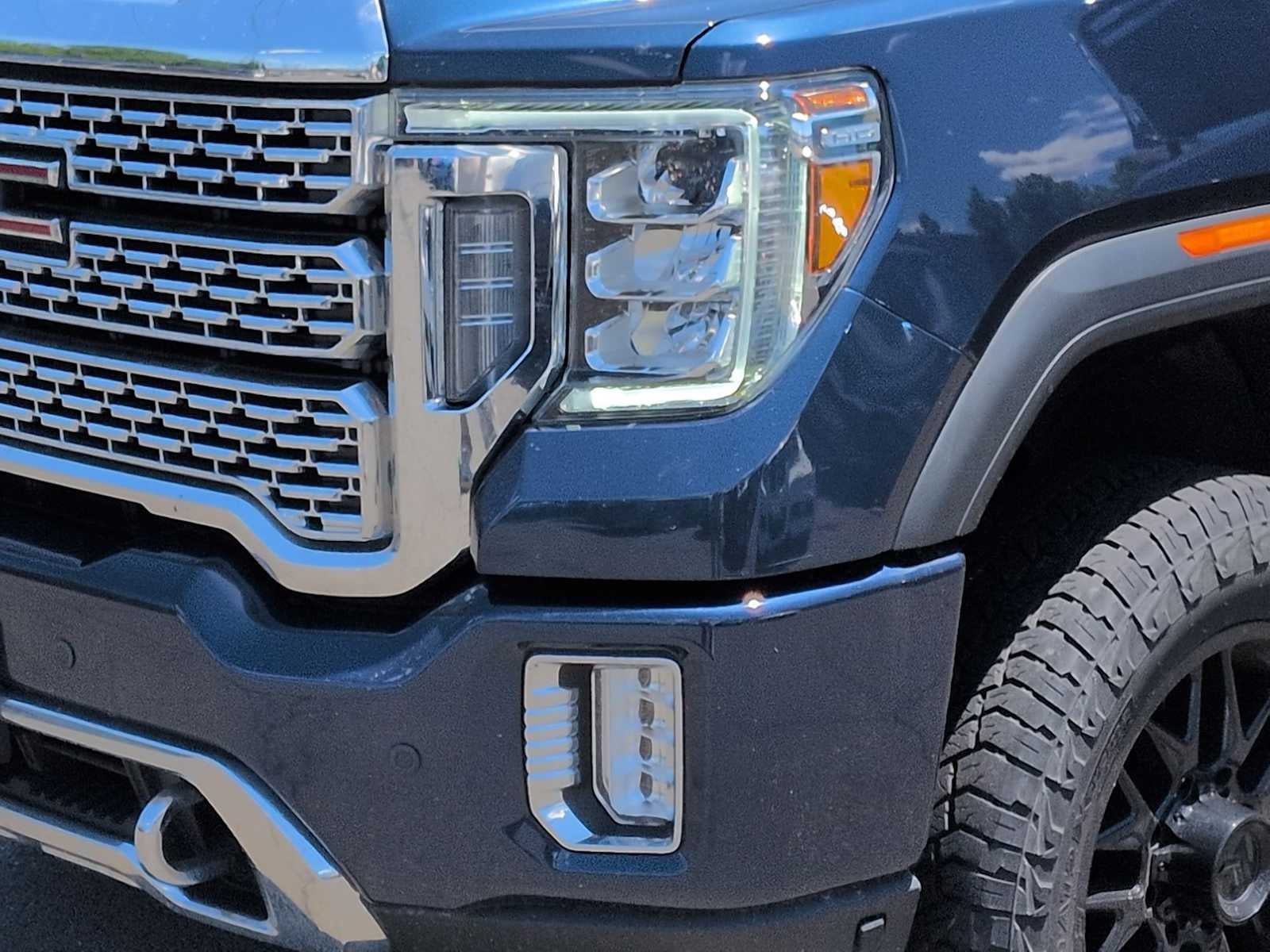 GMC Sierra 2500HD Denali 2023